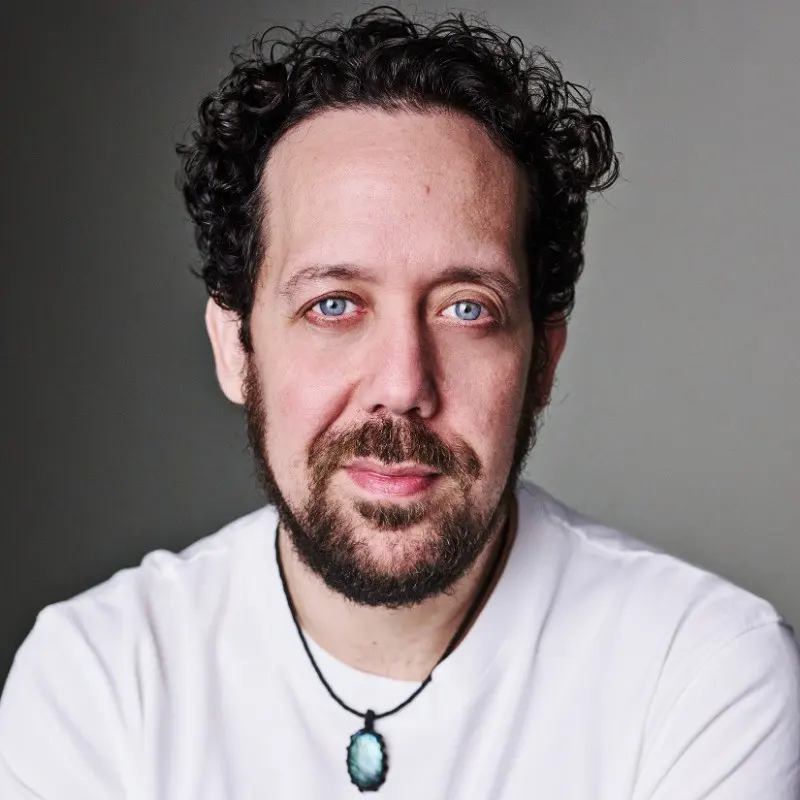 Headshot of Oren Greenberg, B2B SaaS growth marketing advisor