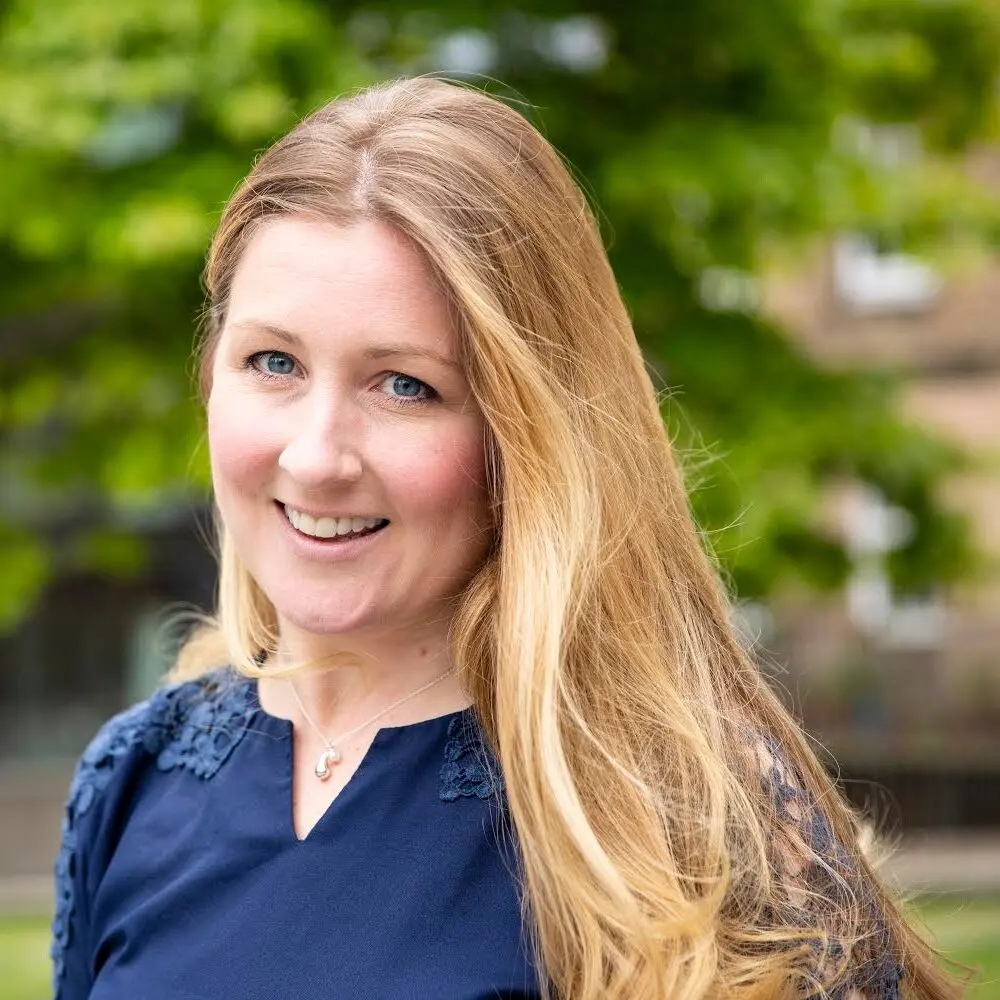 Headshot of Rebecca Moore, COO of Simple Online Healthcare