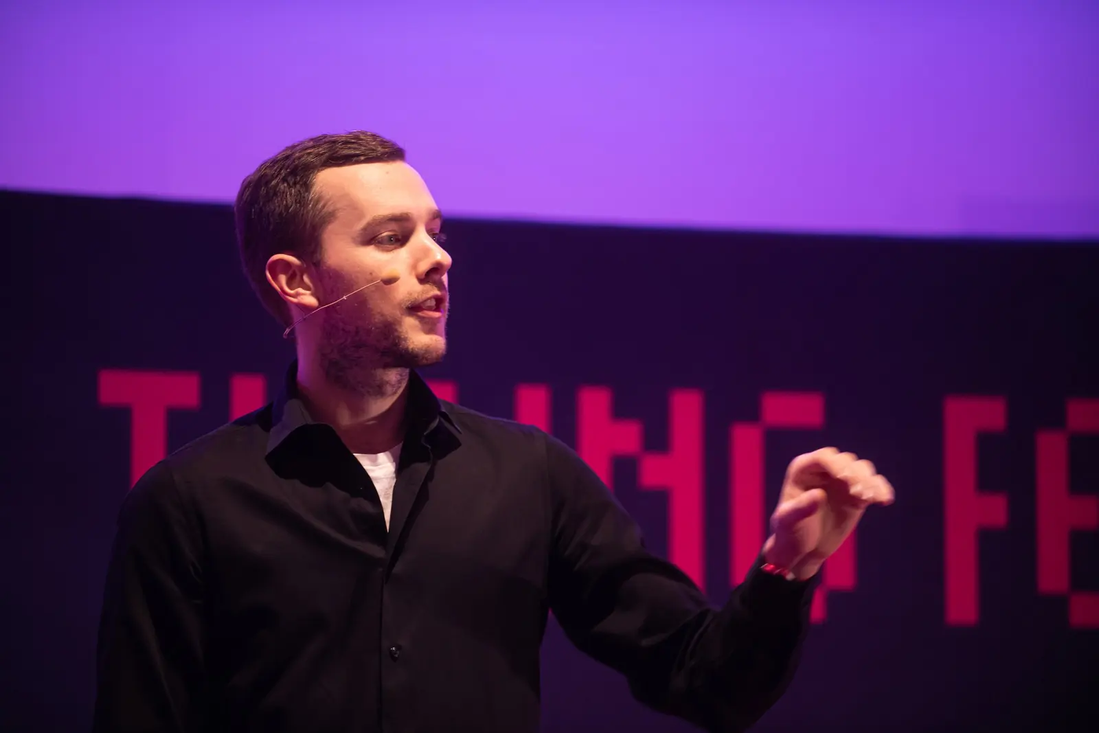 Richard Millington of FeverBee speaking on stage at Turing Fest 2021